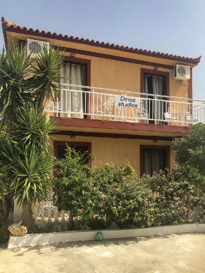 Dinos Apartman fotó