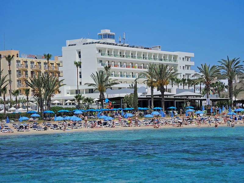 Nelia Beach Hotel  fotó
