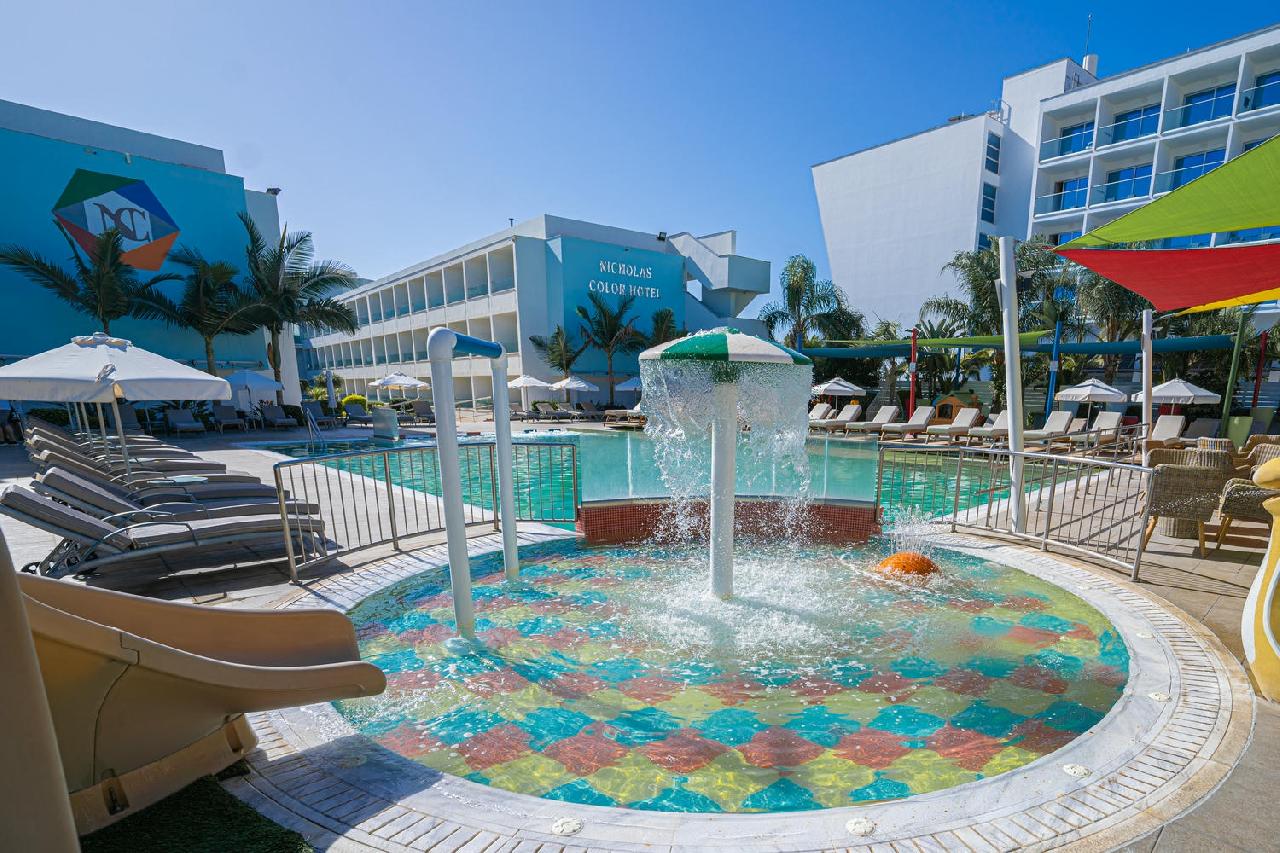 Nicholas Color Hotel fotó