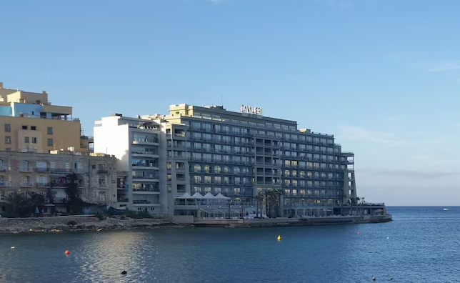 Radisson Cavalieri Art Hotel fotó